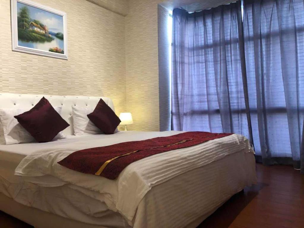 Alza Mahkota Hotel Melaka Экстерьер фото